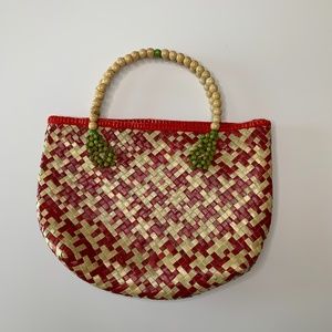 Straw Banig Wick Wood Bead Handle Zip Purse